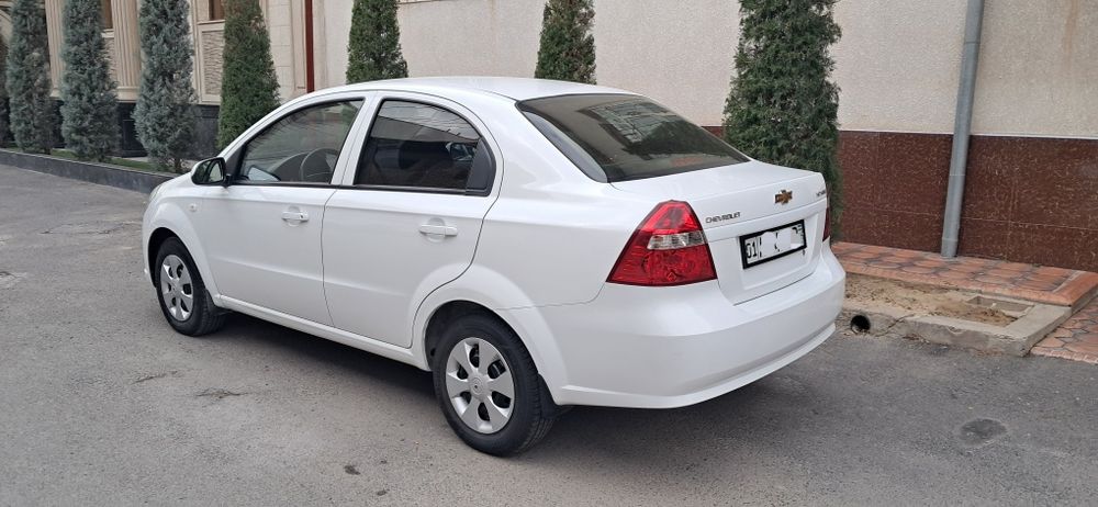 Нексия 3  метан гази бор (2018/19) холати аьло мошинани.