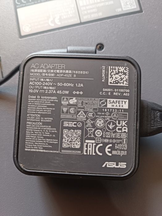 ASUS янги ноутбук.