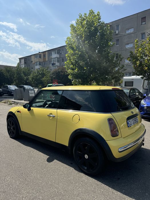 Mini cooper one , r50 1.6 benzina
