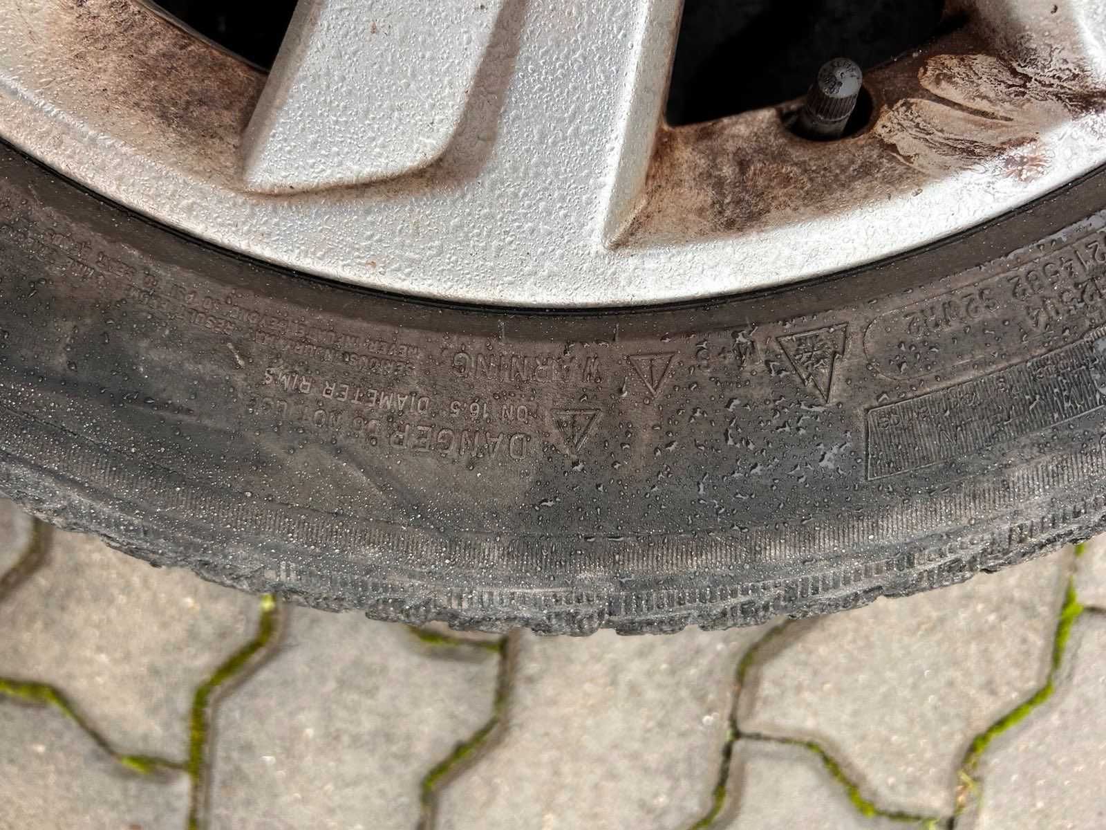 Продавам употребявани 4 бр. алуминиеви джанти 16 цола 195/55R16 с гуми