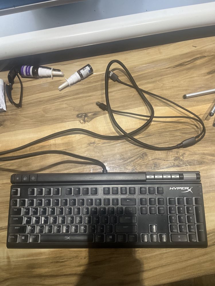 Срочно продаю по оптовой цене клавиатуру hyperX elite 2,привезу сам