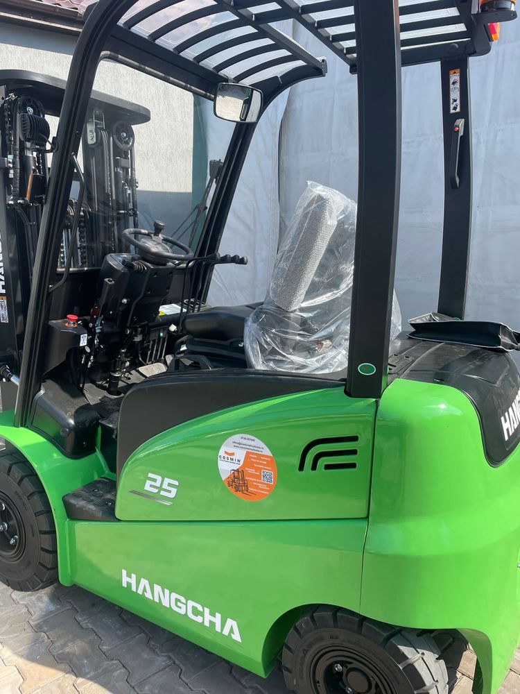 Stivuitor Nou Hangcha CPD25 electric