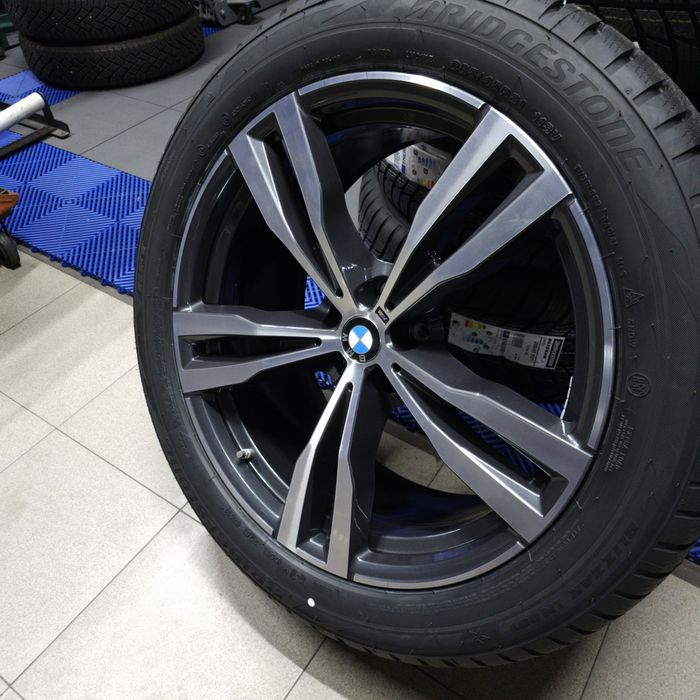 BMW  X7 /G 07/ 21" Оригинални джанти