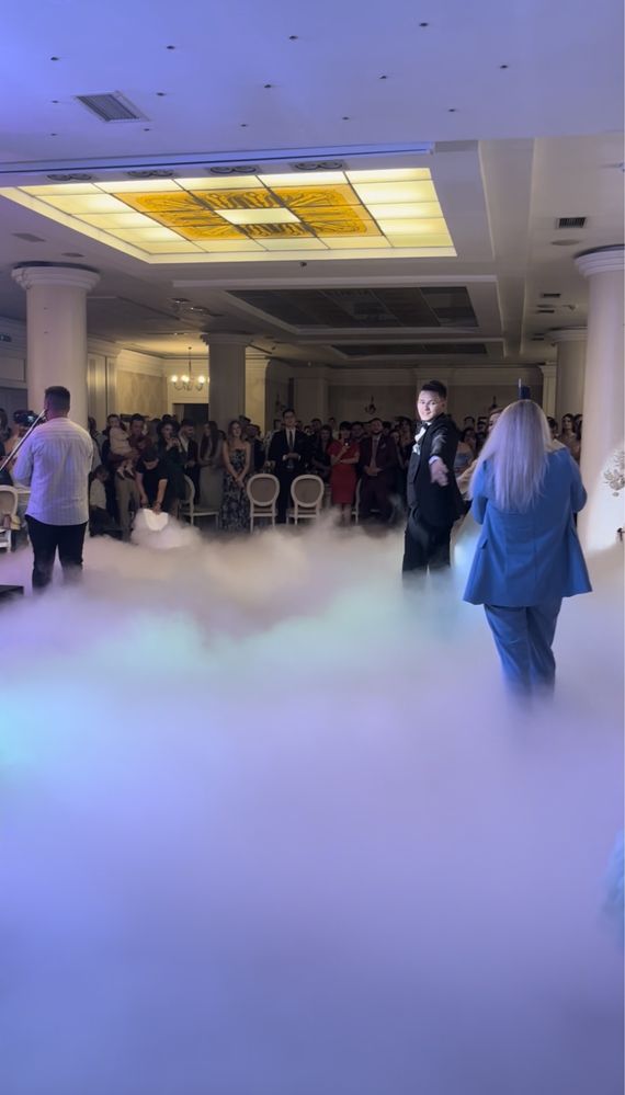 Fum greu,gheata carbonica,artificii si masina balonase sapun