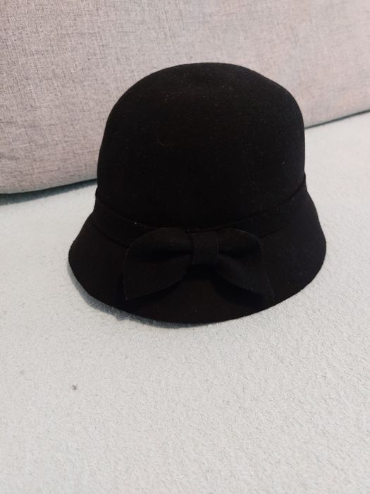 Palarie neagra Zara