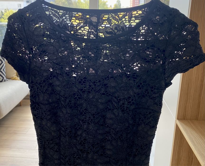 Малка дантелена рокля Daphne