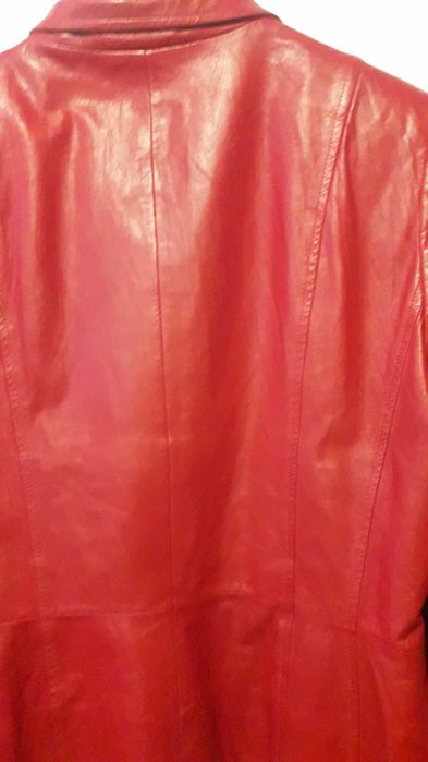 Дамско червено сако / яке / от естествена кожа