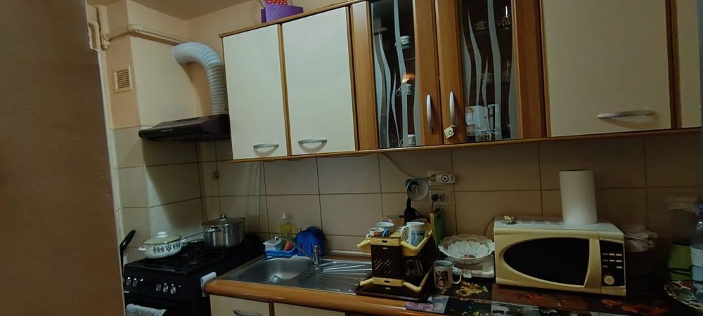 Vand Garsoniera zona Astra ! Sub prețul pieței!