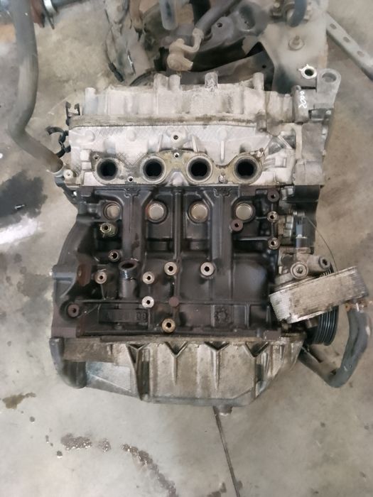 motor dezechipat renault clio 3 1.2 benzina 2011