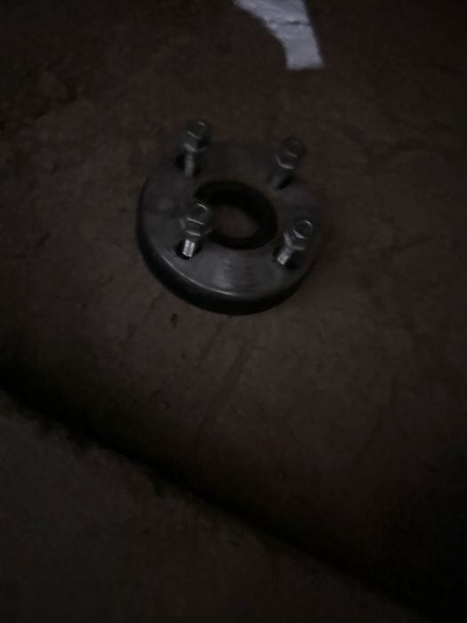 Diska balon sotiladi kamplekt srochna R18