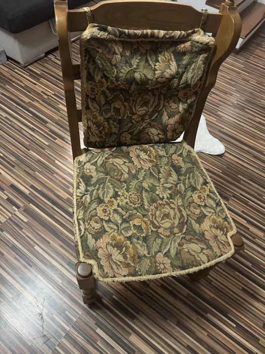 Scaune din lemn 6 bucati