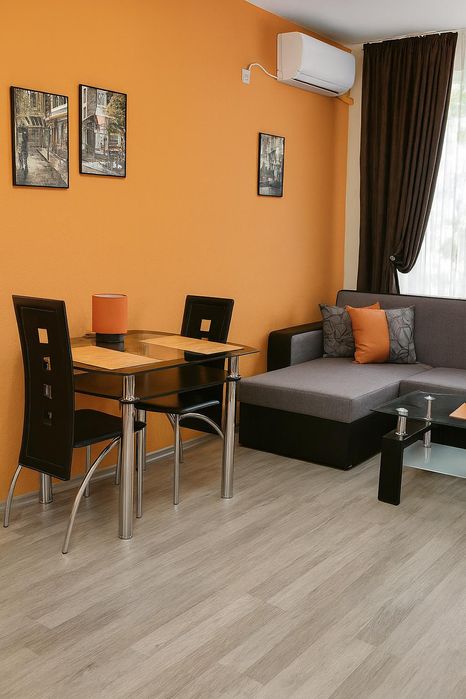 Дава се под наем Двустаен апартамент в Пловдив, Кършияка - 53 кв.м за 459 € - Снимка #1