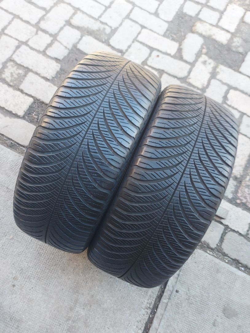 Set 2buc 235/55 R17 103V Goodyear Vector 4Seasons M+S iarnă