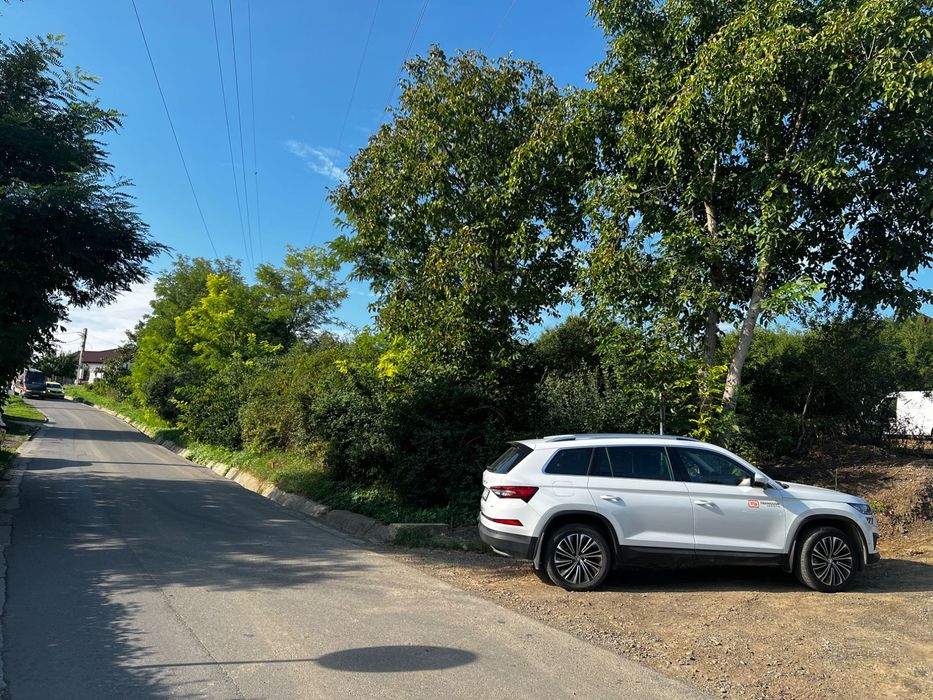 Valea Adanca, 827mp intravilan, toate utilitatile, P+2E+M, Pers fizica