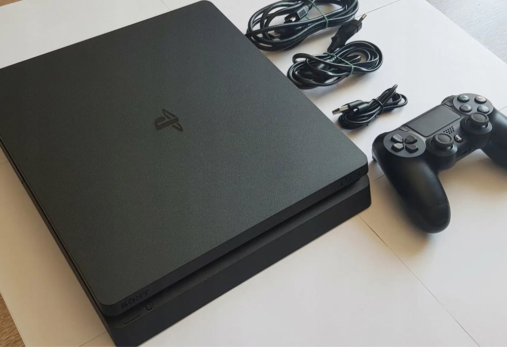 Playstation 4 slim 500gb, в Отличном состояний.