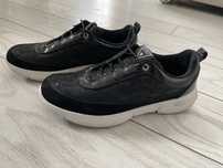 Adidasi Guess, marimea 39