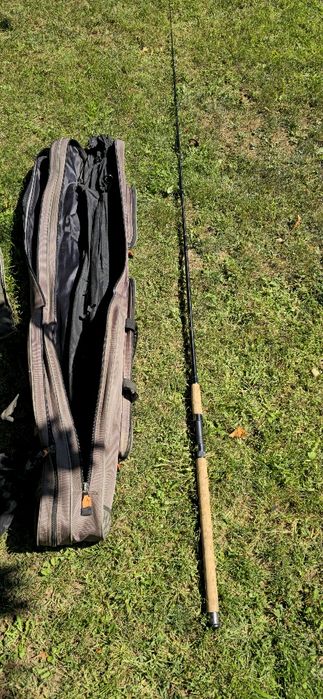 4 Lansete pește si 3 undițe