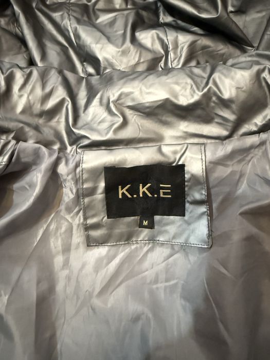 Дамско зимно яке с качулка