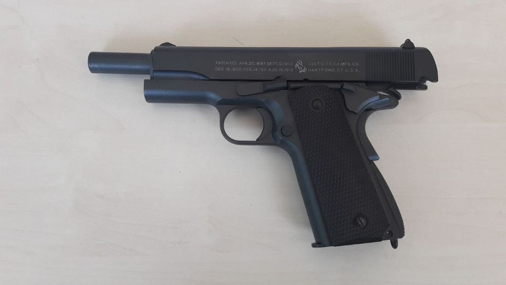 Pistol airsoft CyberGun Colt M1911 full metal CO2 Cod produs 2303