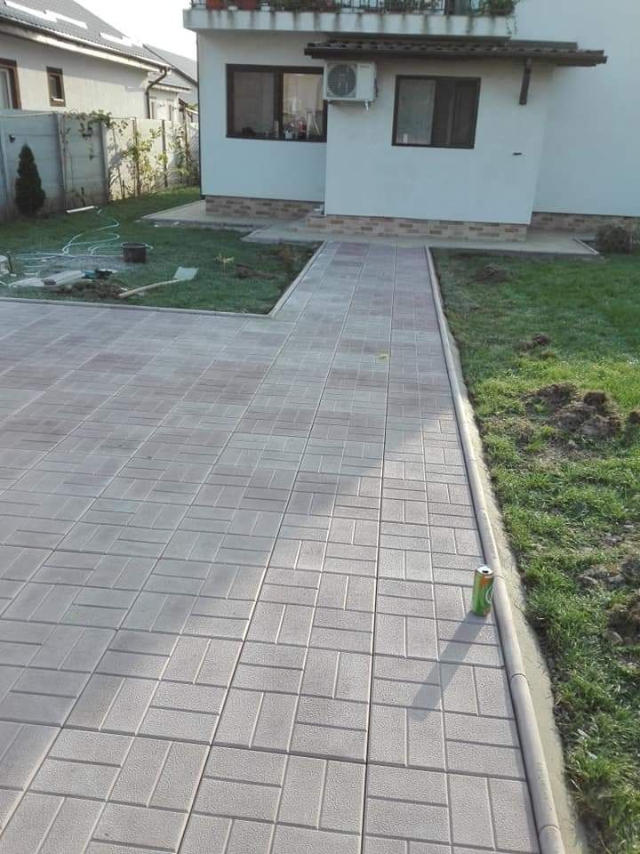 Dale Pavaje si Pavele model 20x20 antiderap din beton vibrocomprimat