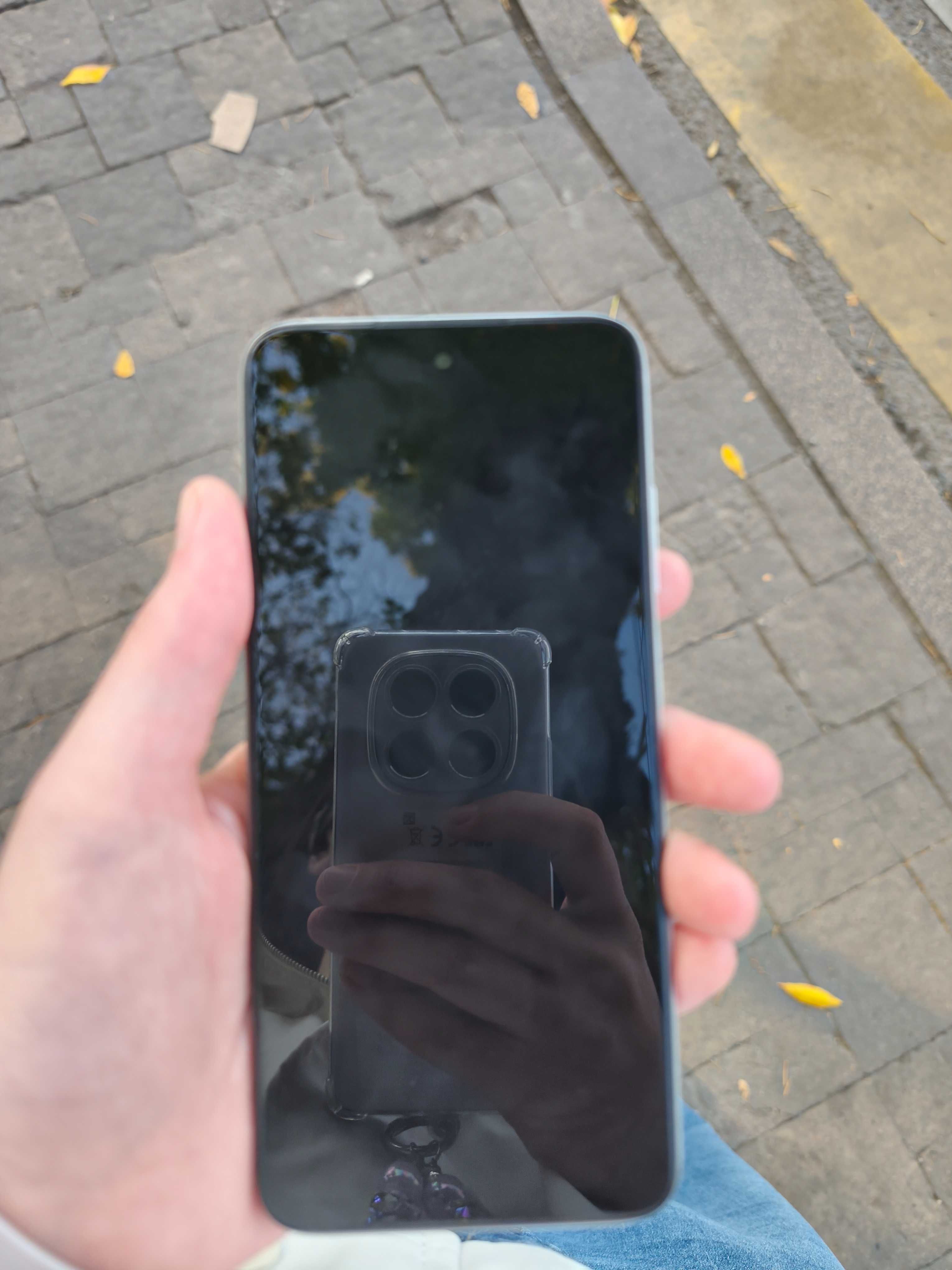 Redmi note 10 срочно продам