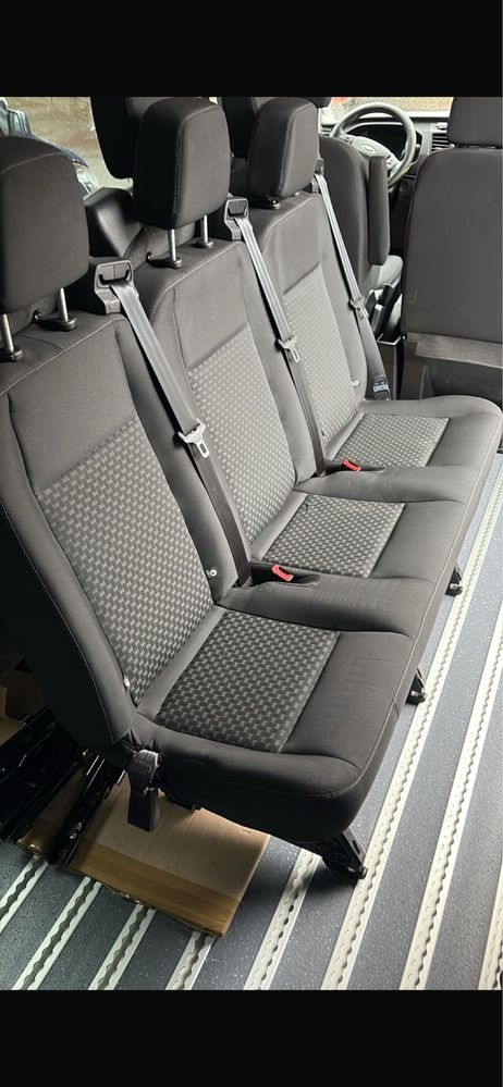 Banchete ford transit model nou 2024