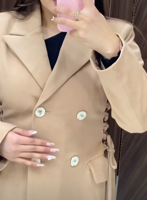 Пальто новое с регулировкой