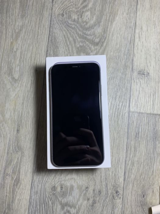 iPhone 11 • 64 ГБ • Фиолетовый