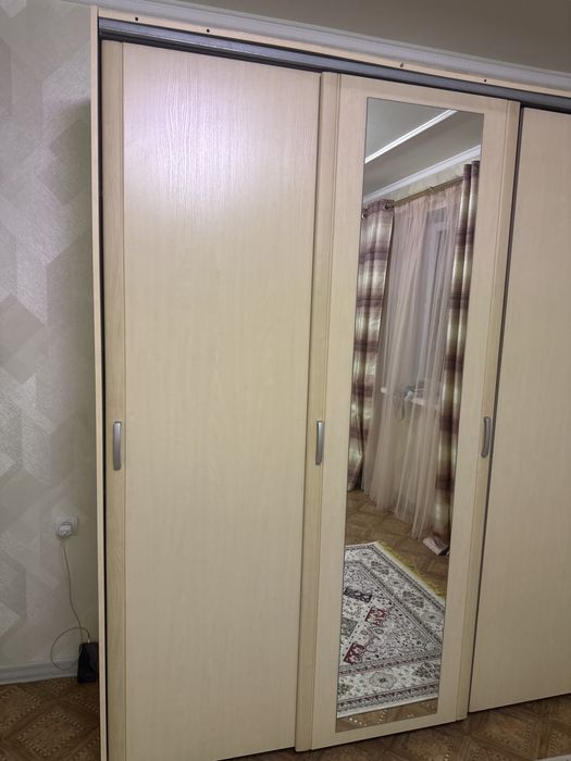 продается буу шкаф,торг имеется
