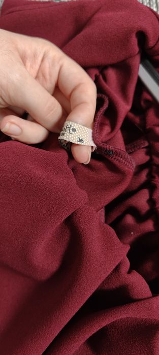 Rochie eleganta grena.