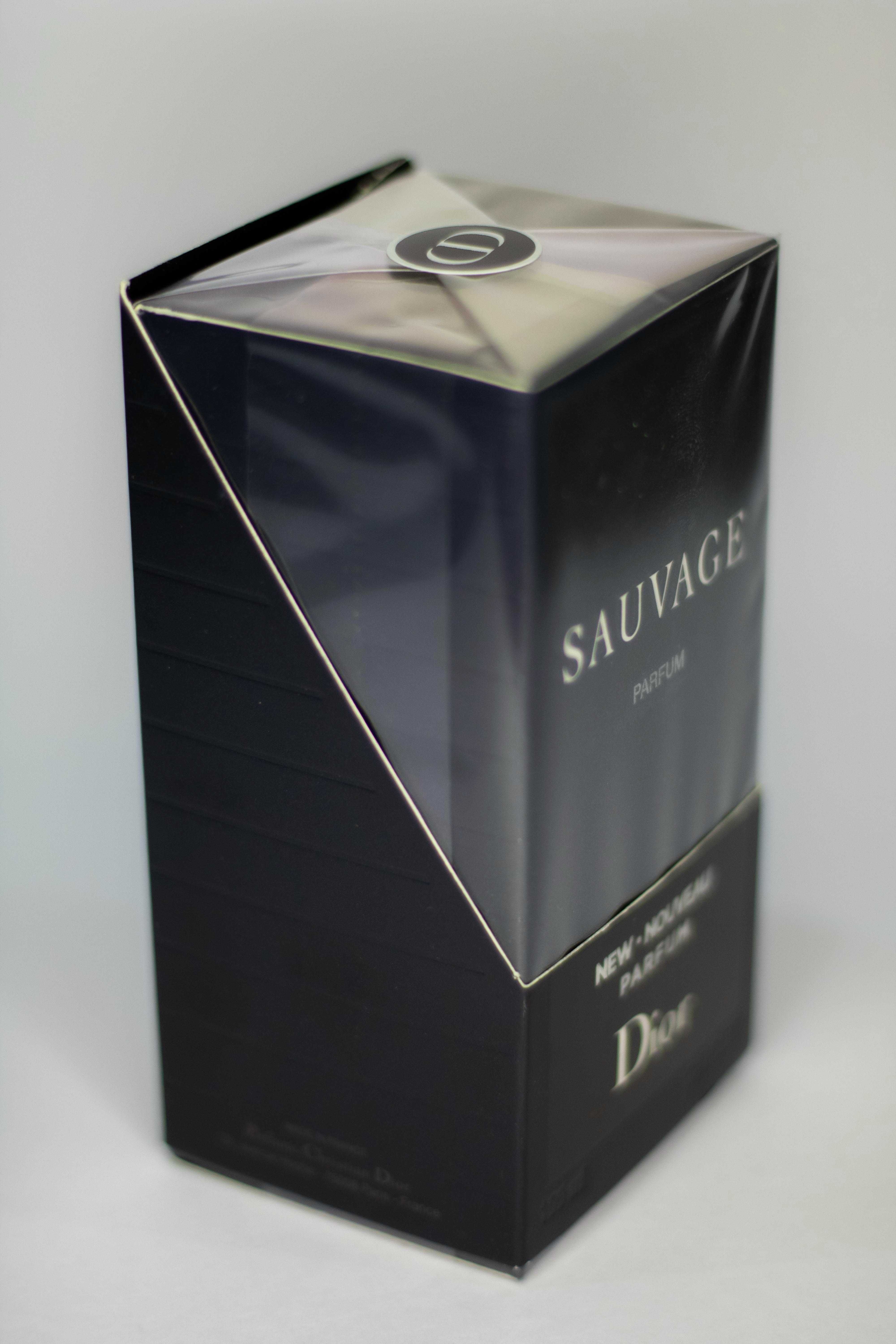Christian Dior Sauvage Parfum 100 ml – чисто нов, неразпечатван!