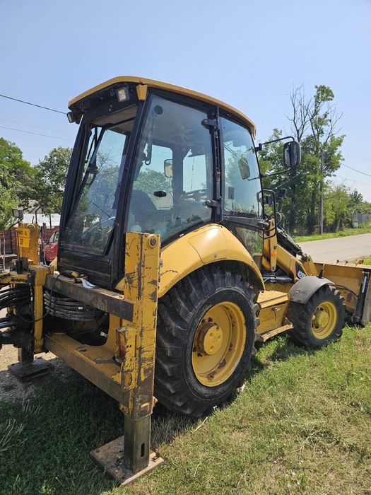 De vanzare buldoexcavator Caterpilllar 428E