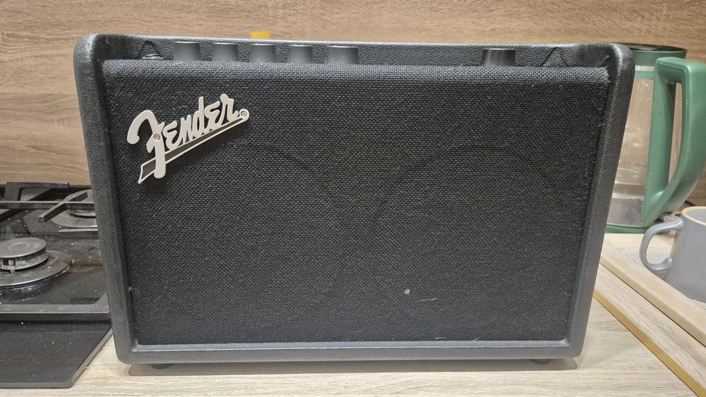 Комбоусилитель Fender Mustang GT40