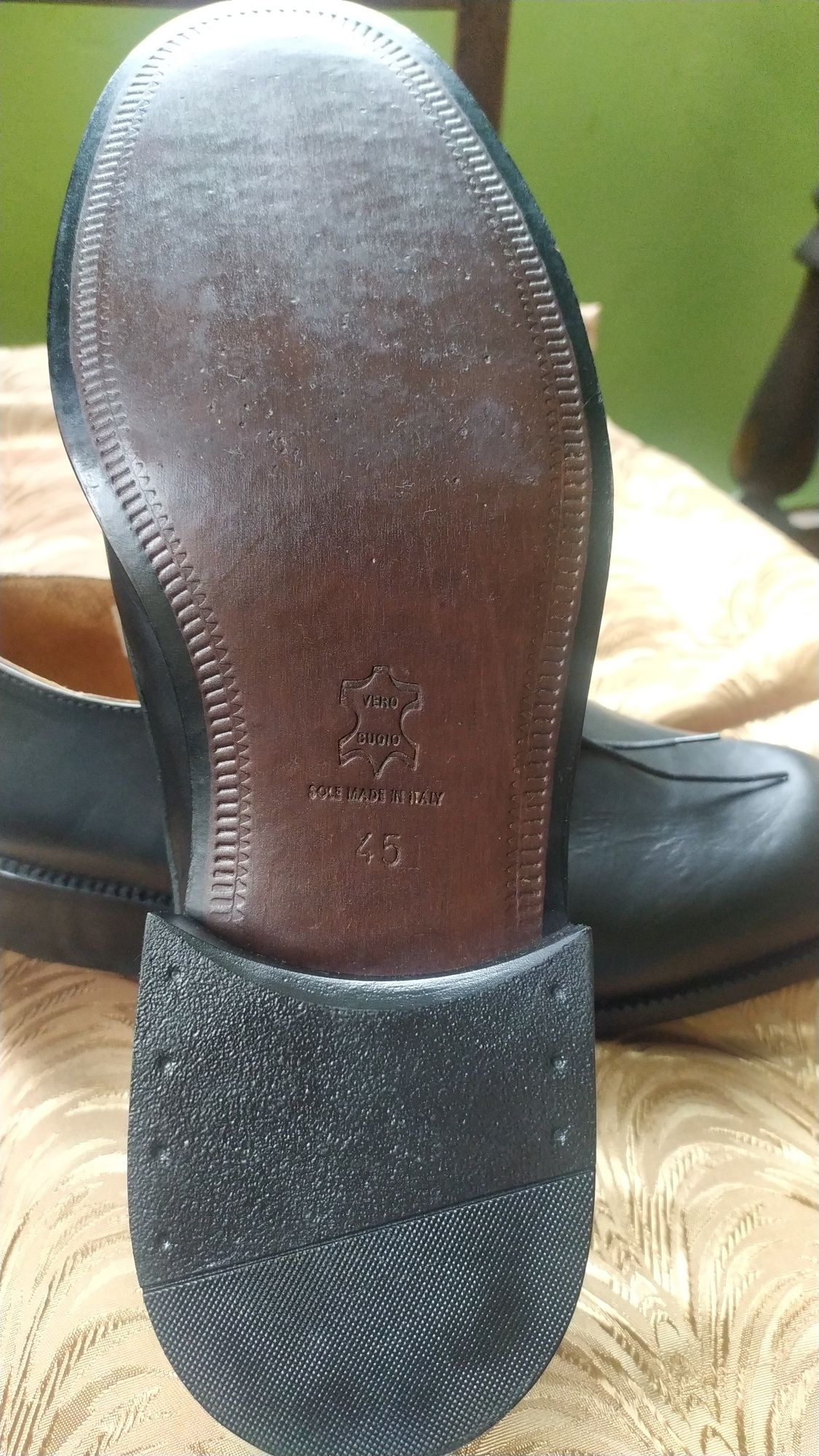 Мъжки обувки от естествена кожа