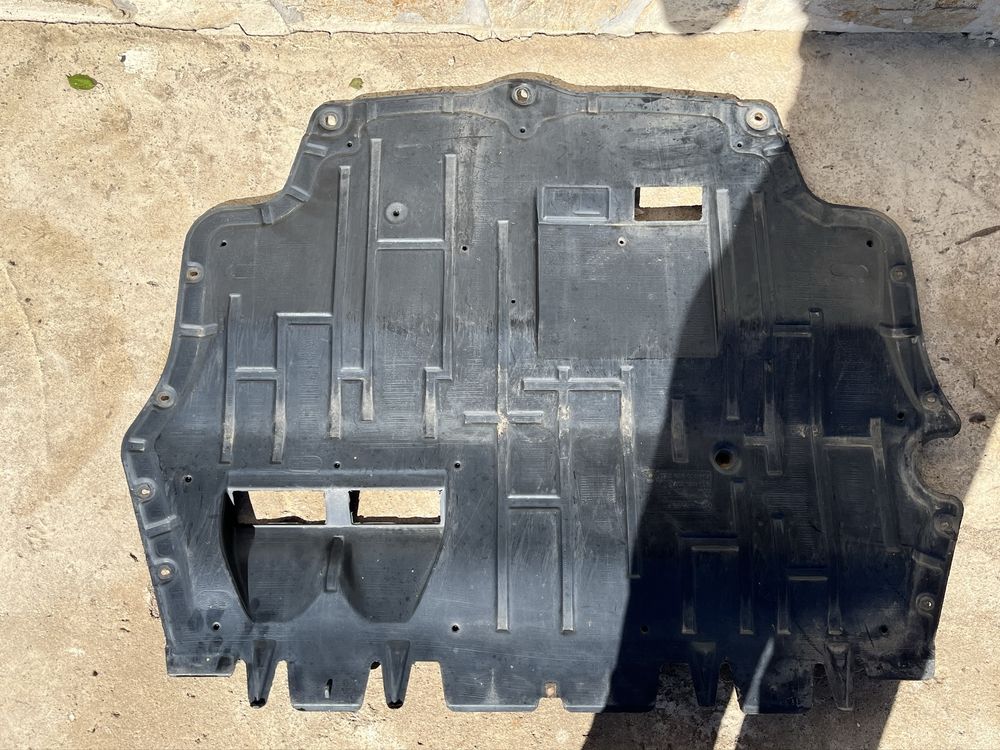 Кори под двигателя за Passat B6 2.0TDI/1.9TDI