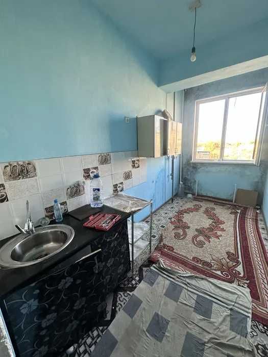 Янги домдан 1 хонали квартира сотилади Гуливер