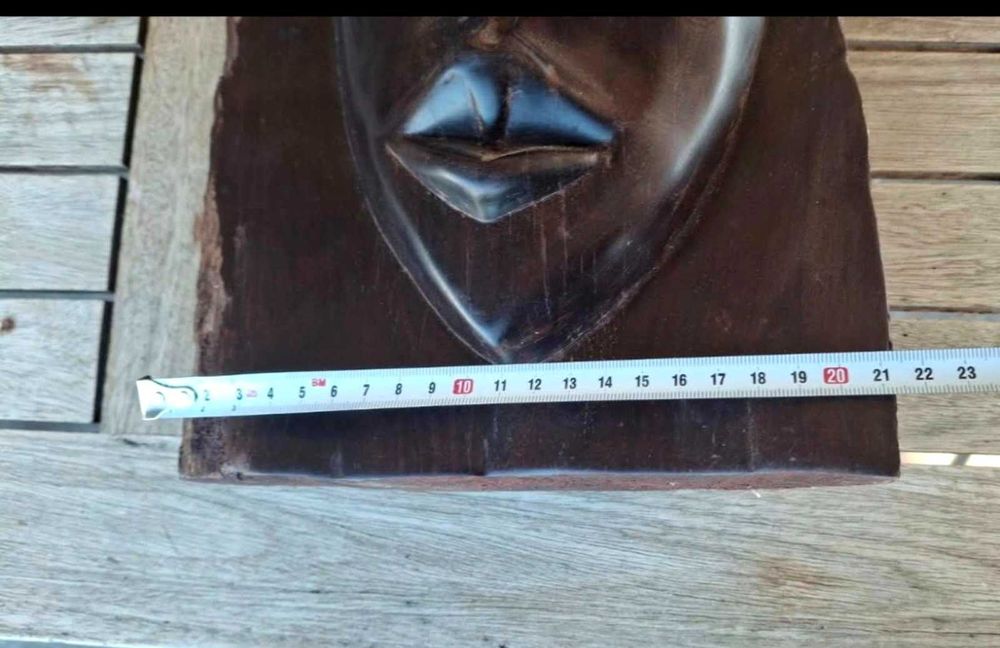 Африкански скулптури, Масивно АБАНОСОВО ДЪРВО