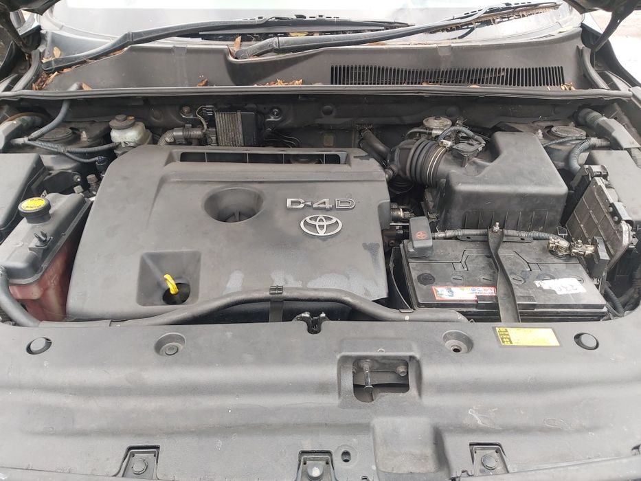 Тойота Рав 4 2.2 136 к.с 2009 г