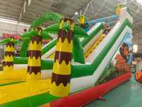 Inchiriez tobogan gonflabil 7x5x5 m