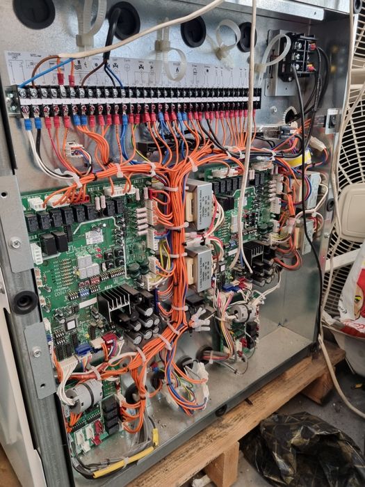 Pompa de caldura  Hitachi yutaki s80