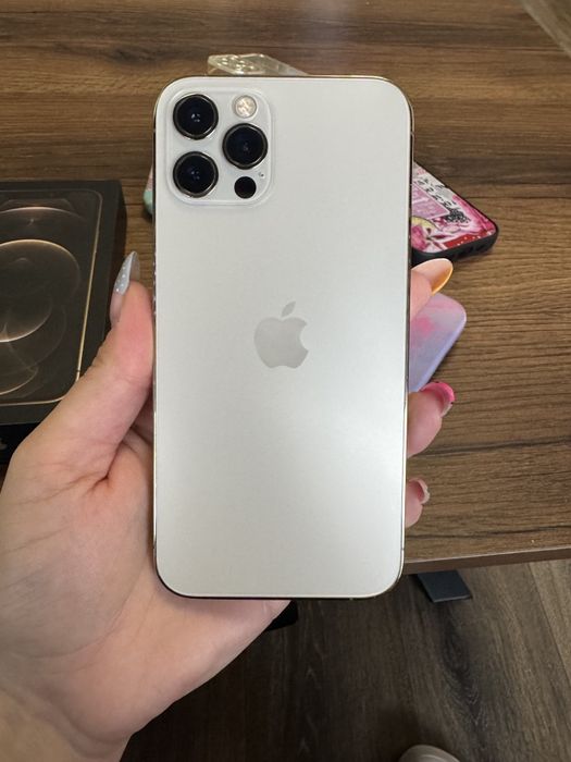 iPhone 12 pro 512gb gold