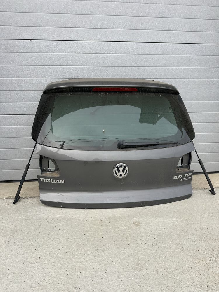 Заден капак Volkswagen Tiguan 5n тигуан vw багажник