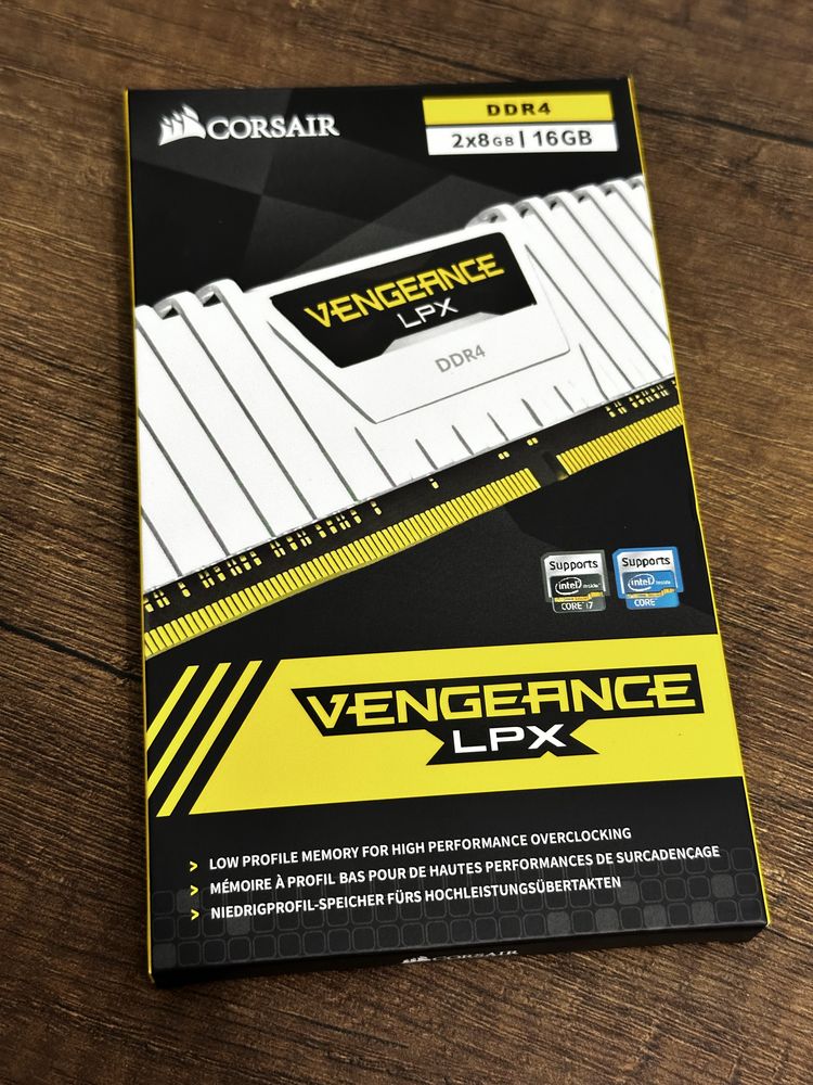 Оперативная память ОЗУ Corsair Vengeance LPX DDR4 16GB (2x8GB) 2666MHz