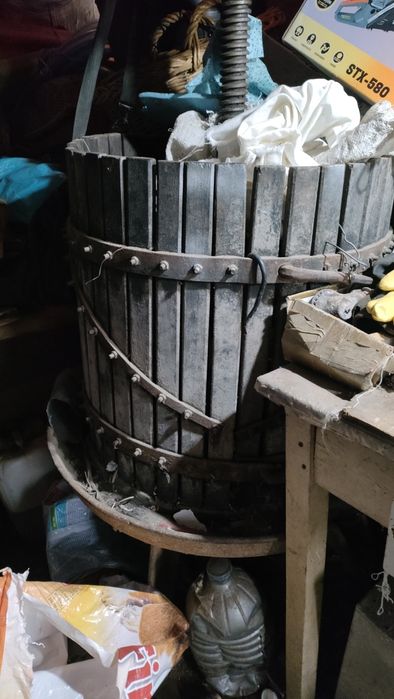 Teasc mare , vechi pentru struguri