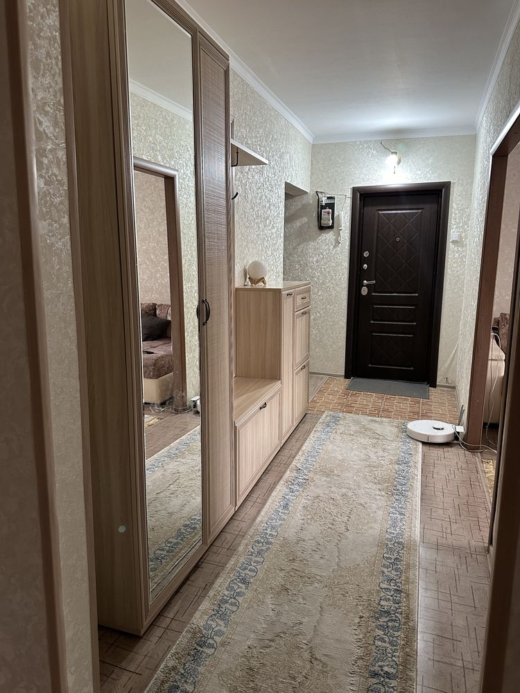 Продам 5 комнатную квартиру