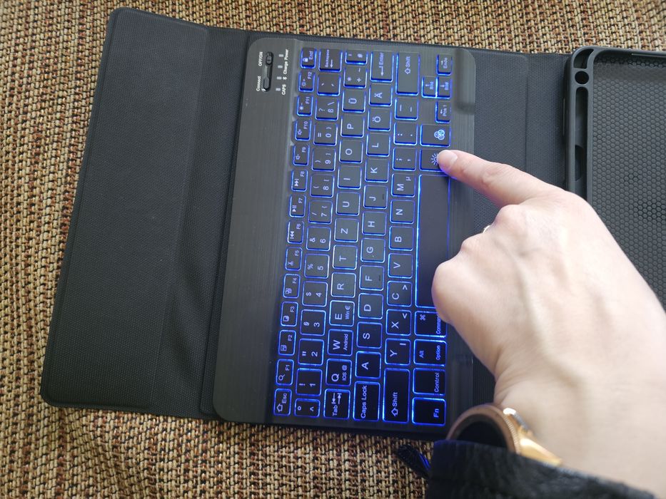 Case ipad pro bluetooth клавиатура