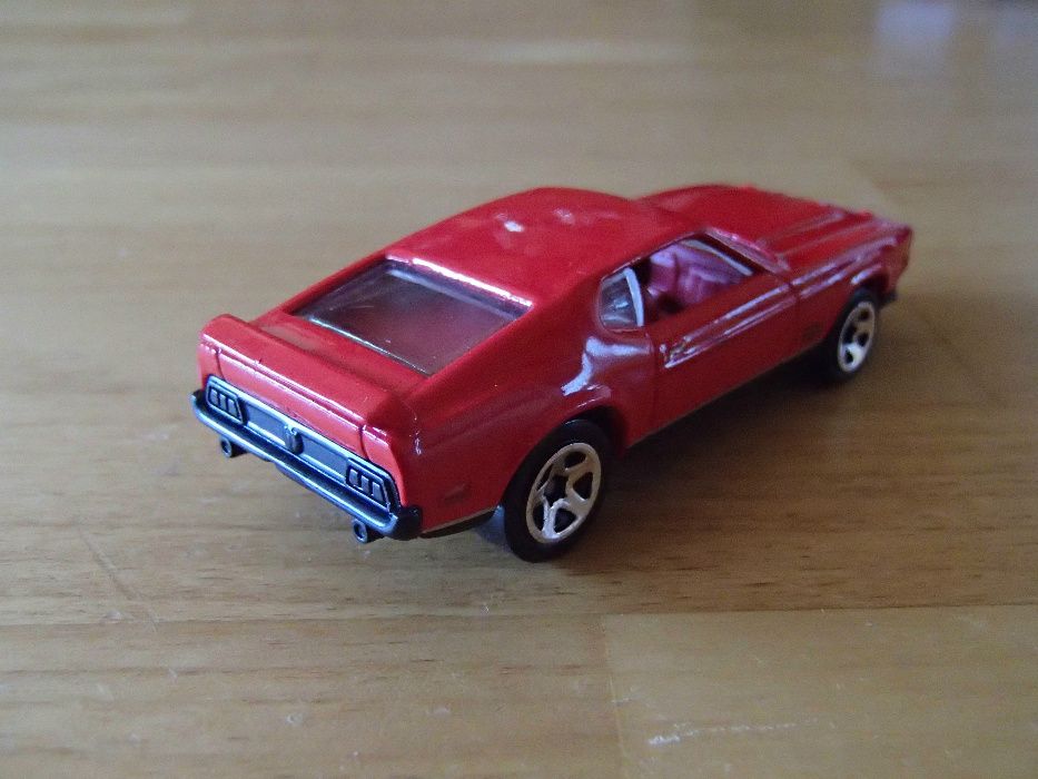 Hot Wheels Ford Mustang 1971 Mach 1 Mattel macheta hotwheels