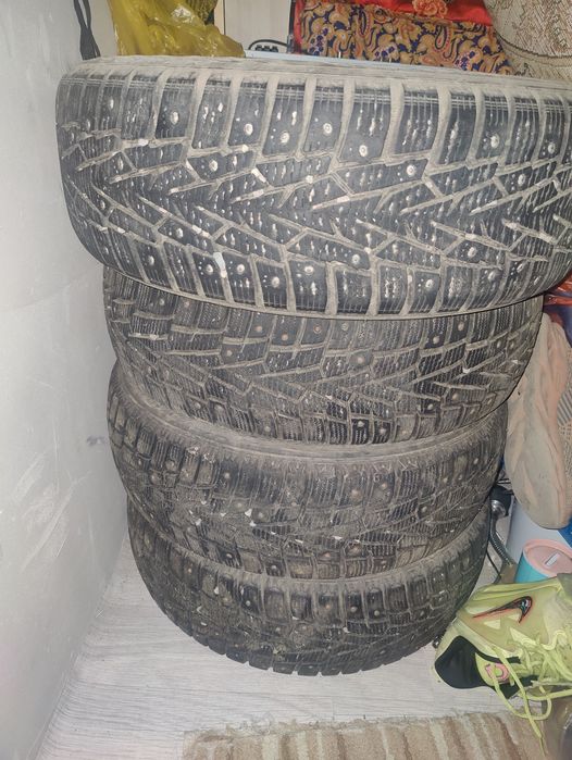 Продам зимнюю резину