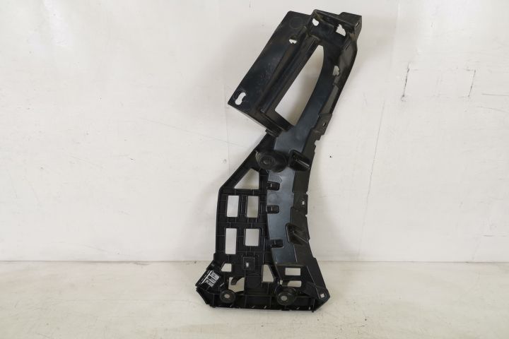 Порше Макан / Porsche Macan Оригинален заден буферен държач в добро съ