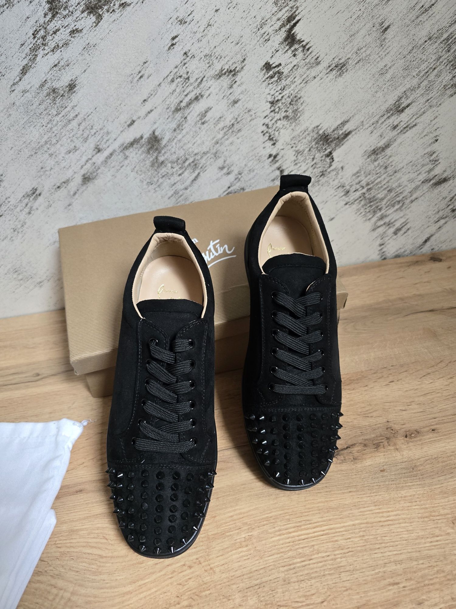 Обувки Christian Louboutin